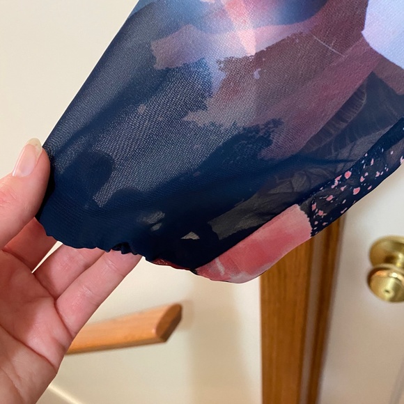 Beautiful abstract watercolour wrap chiffon long sleeve maxi dress - Picture 5 of 10